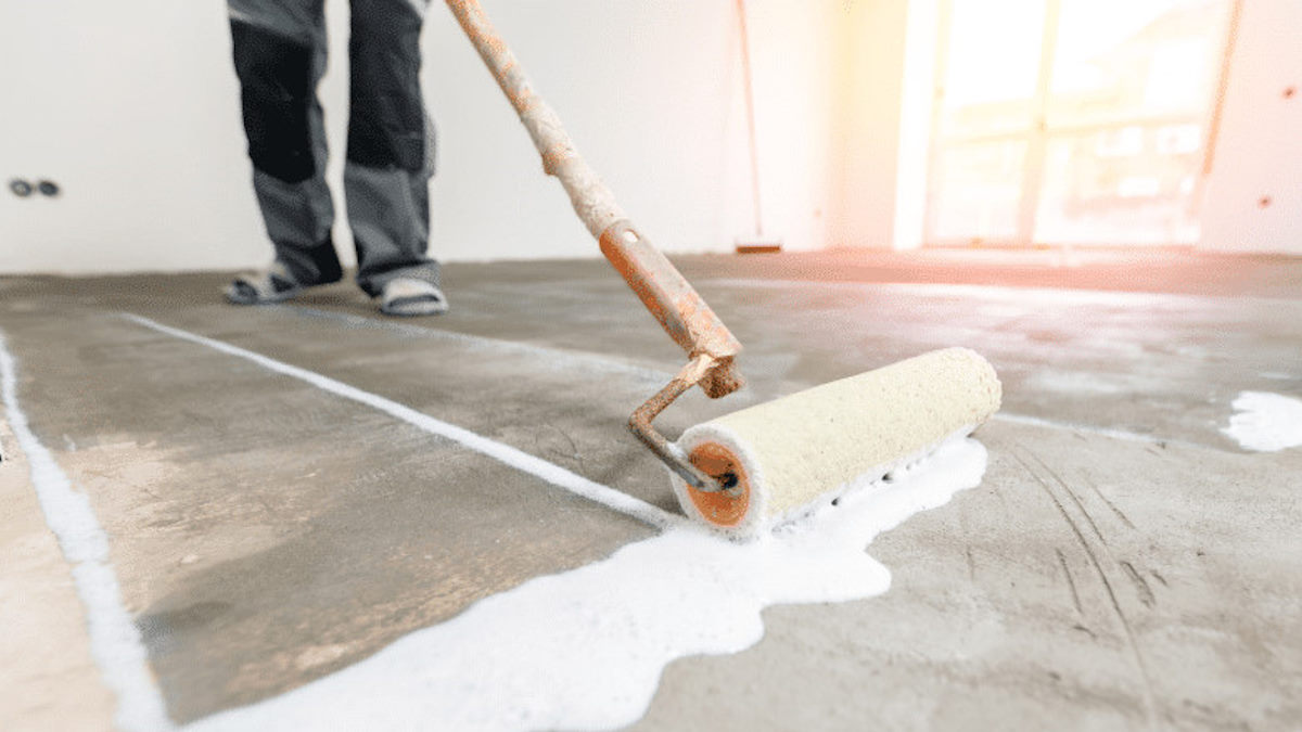 Beton waterdicht maken met een kwast