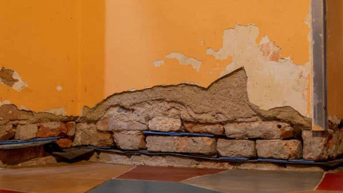 Een muur dat ze aan het onderzagen zijn. 